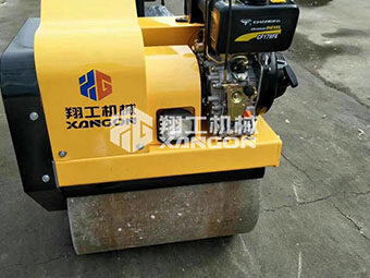 注意以下幾點(diǎn)，讓手扶小型壓路機(jī)發(fā)揮使用效果好到無(wú)話(huà)說(shuō)